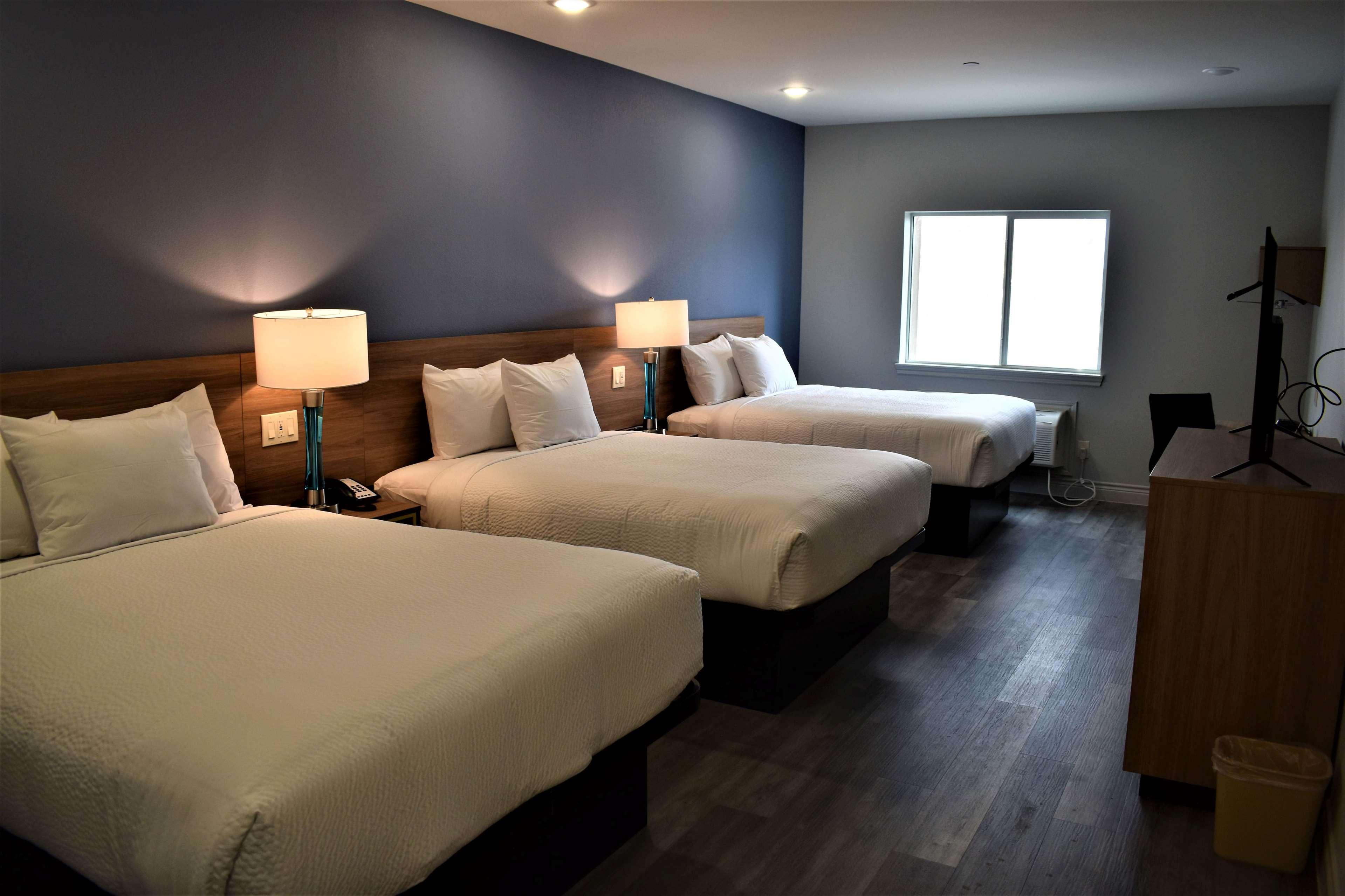 Days Inn & Suites By Wyndham Downtown/University Of יוסטון מראה חיצוני תמונה