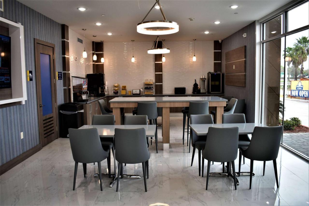 Days Inn & Suites By Wyndham Downtown/University Of יוסטון מראה חיצוני תמונה