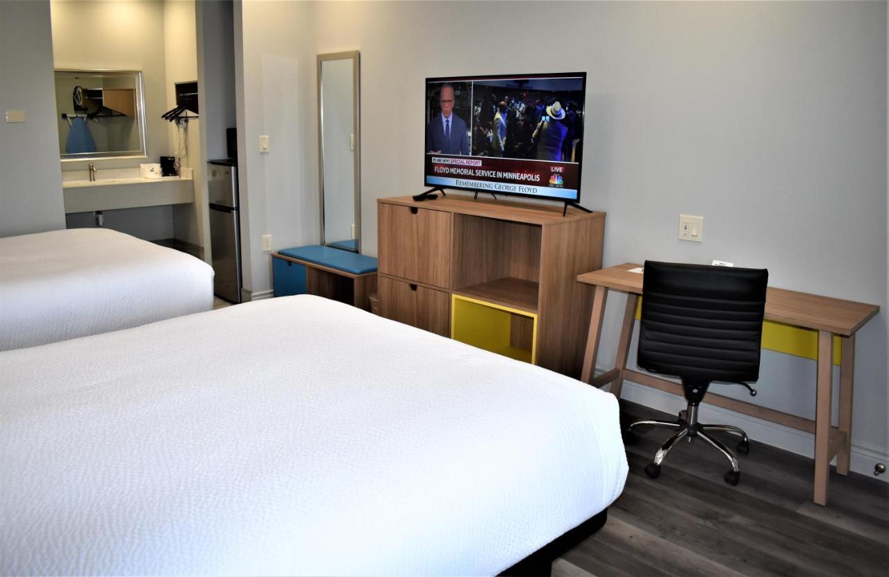 Days Inn & Suites By Wyndham Downtown/University Of יוסטון מראה חיצוני תמונה